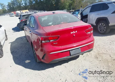 2023 Kia Rio S z USA, uszkodzony, nr VIN 3KPA24AD2PE570929